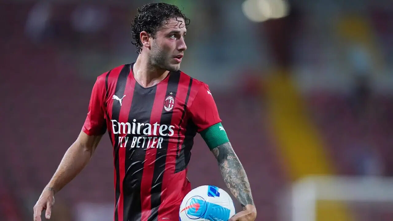 Süper Lig devlerinden Davide Calabria hamlesi! - 2. Resim