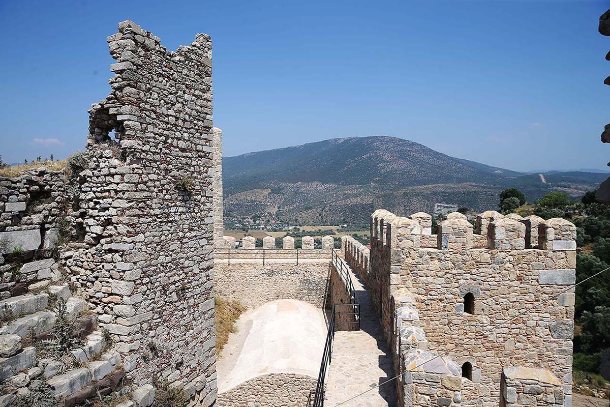 5 bin yıllık alanda Türklere ait savaş aletleri çıktı! Kazı başkanı: Bunların sayısının artacağını düşünüyoruz - 5. Resim