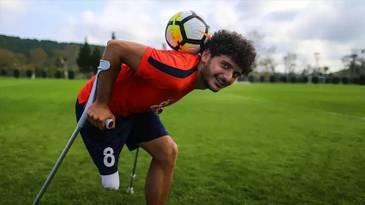 'Ampute Messi' olarak tanınan Barış Telli evlendi! İşte müstakbel eşi... 'Ampute Messi' olarak tanınan Barış Telli evlendi! İşte müstakbel eşi...