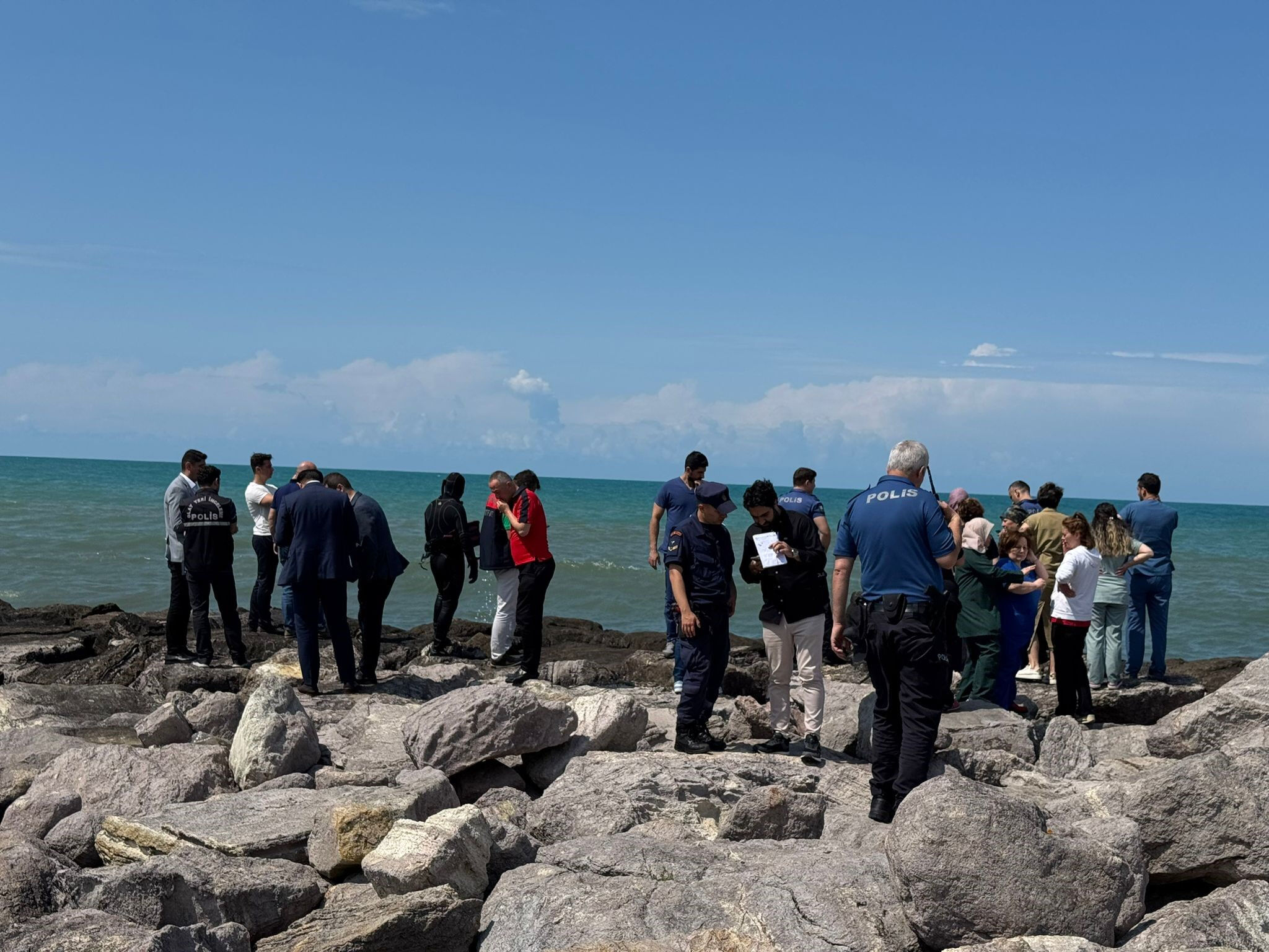 Denizde can pazarı! Baba kurtarıldı, oğlu aranıyor - 2. Resim