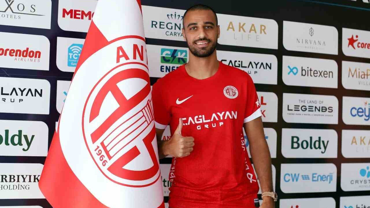 İsrailli futbolcu Süper Lig ekibini karıştırdı! Taraftar ikiye bölündü - 1. Resim