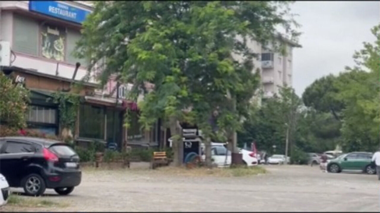 İstanbul'un göbeğinde pes dedirten olay! Hesaba itiraz etti, restoran müdürüne kurşun yağdırdı - 1. Resim