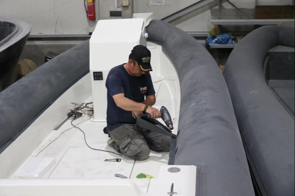 Boyları 3.40 ile 20 metre arasında... 70 kişi yılda 300 tane yapıyor!  Dünya onlar için sıraya girdi - 2. Resim