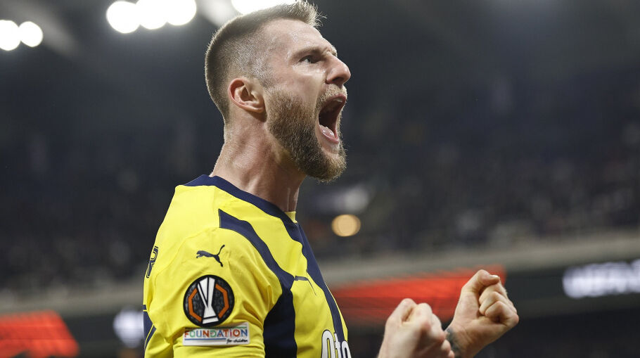 Galatasaray devreye girdi! Milan Skriniar transferinde Fenerbahçe köşeye sıkıştı Galatasaray devreye girdi! Milan Skriniar transferinde Fenerbahçe köşeye sıkıştı - 1. Resim