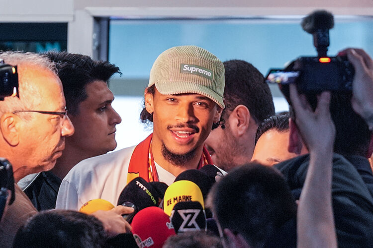 Mesut Özil'den Leroy Sane itirafı! Galatasaray'a yönlendirdi mi? Mesut Özil'dan Leroy Sane itirafı! Galatasaray'a yönlendirdi mi? - 1. Resim