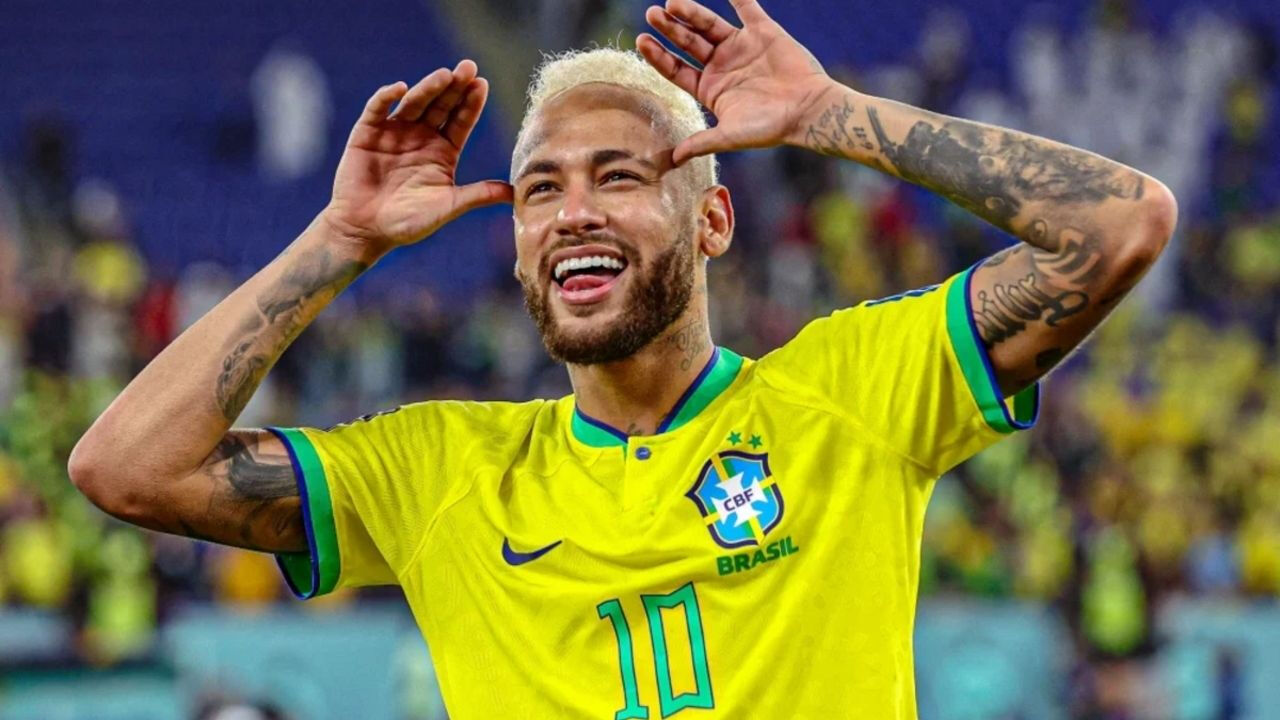 Neymar için flaş iddia! Süper Lig ekibi devreye girdi Neymar için flaş iddia! Süper Lig ekibi devreye girdi - 1. Resim