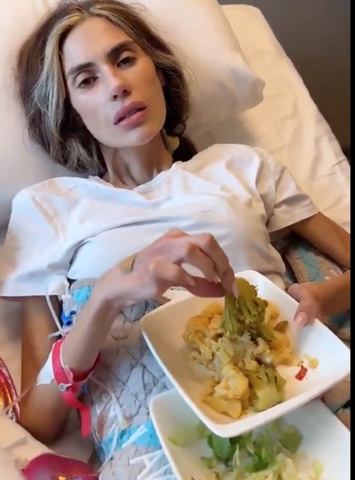 Nihal Candan yoğun bakımda mı, sağlık durumu nasıl? Nihal Candan yoğun bakımda mı, sağlık durumu nasıl? - 2. Resim