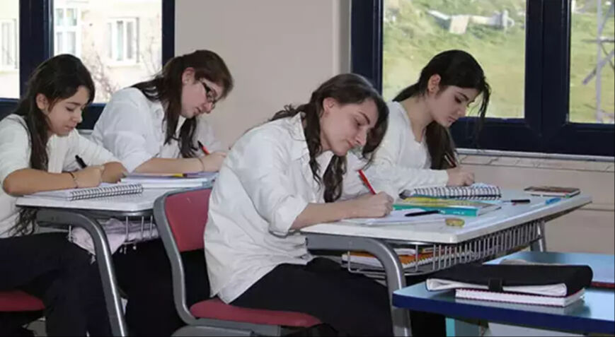 1 dersten kalınca sorumluluk sınavına girilir mi? Ortalama ile sınıf geçme ve sorunluluk sınavı şartları 1 dersten kalınca sorumluluk sınavına girilir mi? Ortalama ile sınıf geçme ve sorunluluk sınavı şartları - 1. Resim