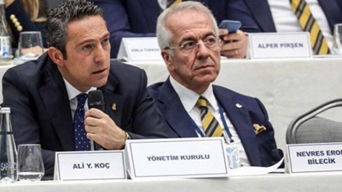 Aziz Yıldırım'a ağır sözler! Fenerbahçe'de kriz çıkaran mail: Erol Bilecik'ten ayrılık kararı Aziz Yıldırım'a ağır sözler! Fenerbahçe'de kriz çıkaran mail: Erol Bilecik'ten ayrılık kararı - 1. Resim