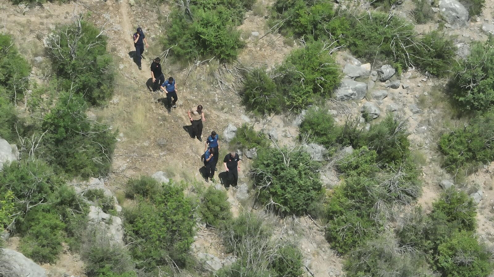 Bir kent bu olayı konuşuyor... Anne ölü bulundu, baba kayıp: Güneş ailesi sırlarla yok oldu! - 2. Resim