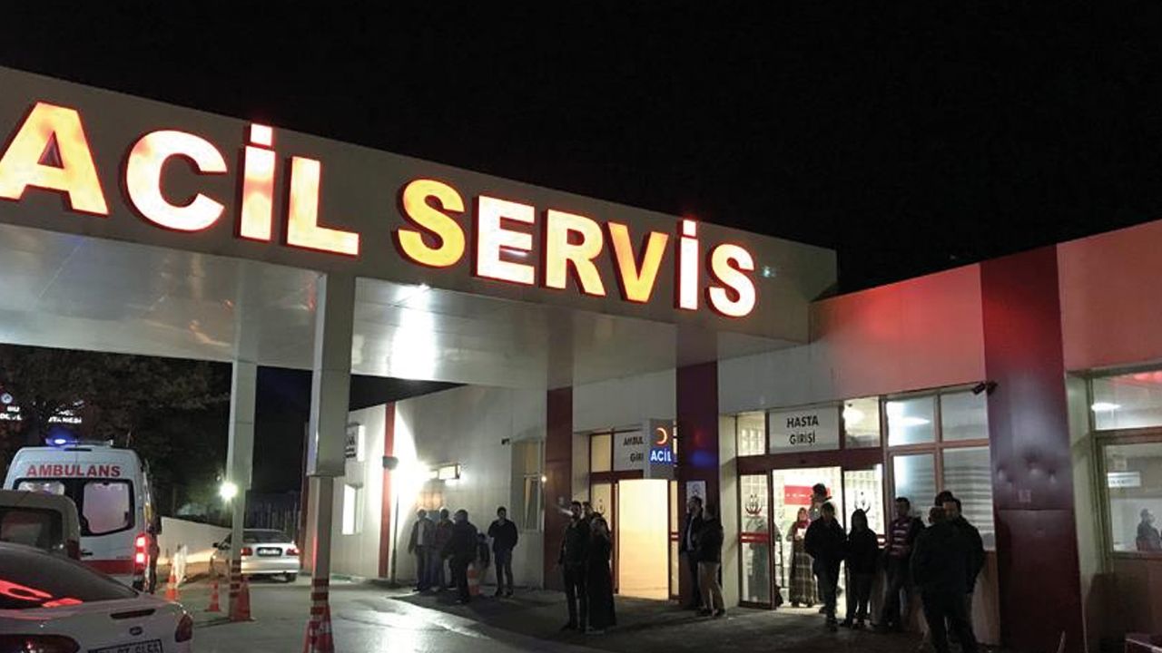 Diyarbakır'da iki aile arasında kavga: Yaralılar var Diyarbakır'da iki aile arasında kavga: Yaralılar var