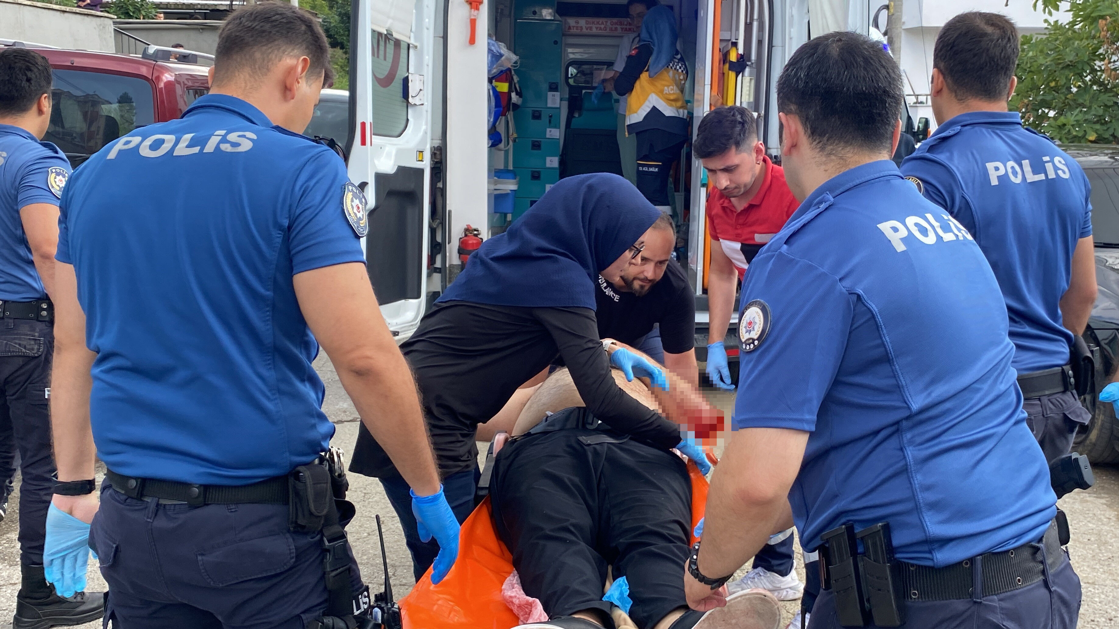 Eski eşini öldürüp oğlunu yaralamıştı! Kan donduran detaylar çıktı: Cinsel içerikli sitede gördüm Eski eşini öldürüp oğlunu yaralamıştı! Kan donduran detaylar çıktı: Cinsel içerikli sitede gördüm - 3. Resim