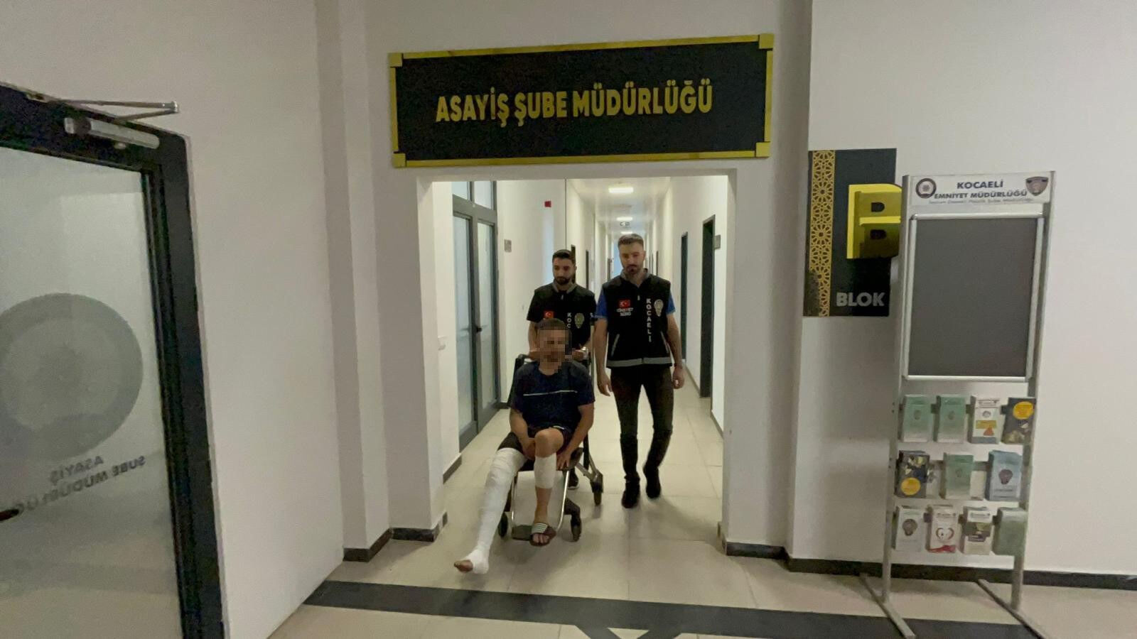 Eski eşini öldürüp oğlunu yaralamıştı! Kan donduran detaylar çıktı: Cinsel içerikli sitede gördüm Eski eşini öldürüp oğlunu yaralamıştı! Kan donduran detaylar çıktı: Cinsel içerikli sitede gördüm - 2. Resim