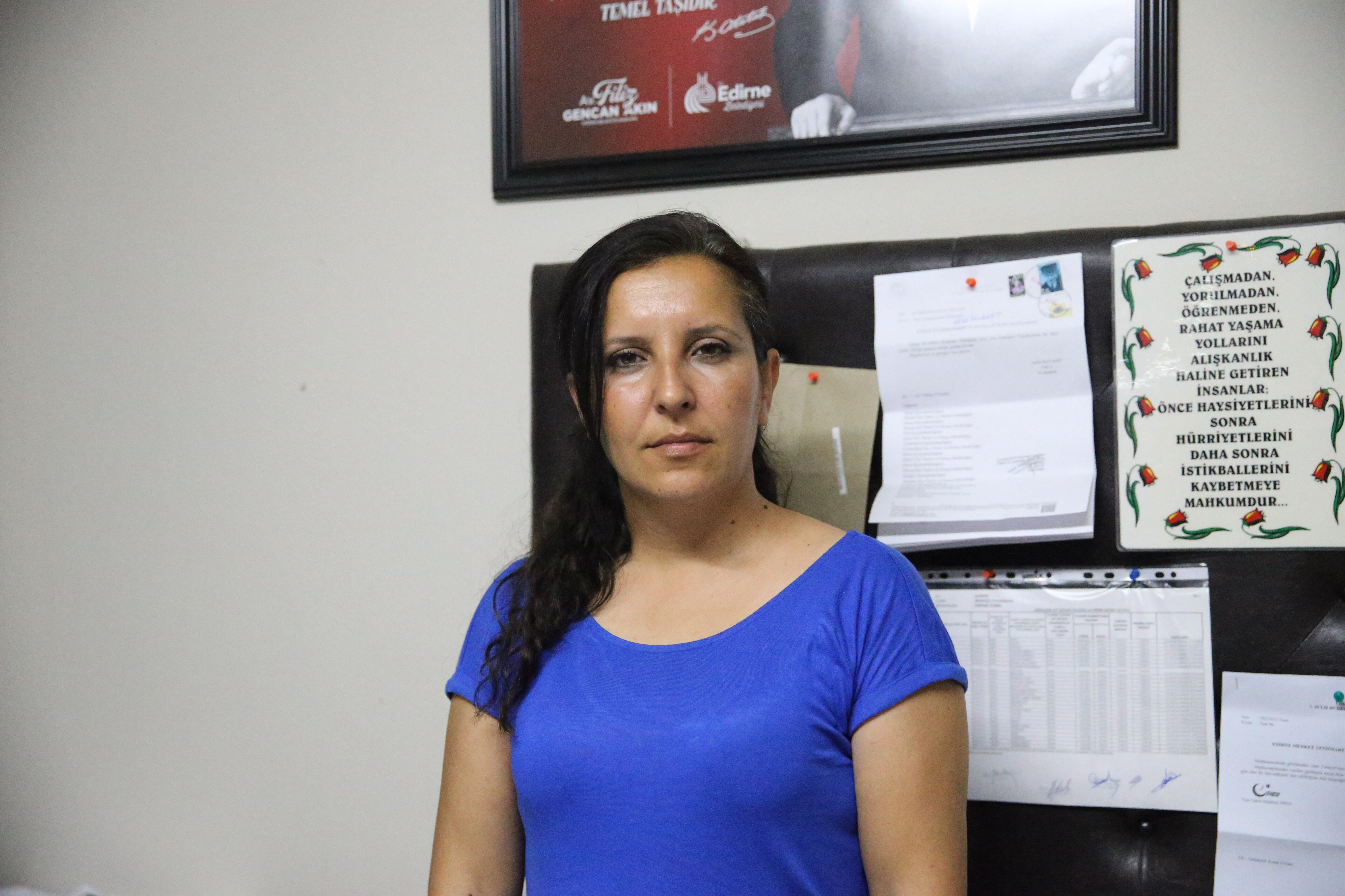 Küçük çocuğu ısıran köpekleri vermediler! Muhtarı kilitleyip dışarı çıkmasını engellediler - 1. Resim