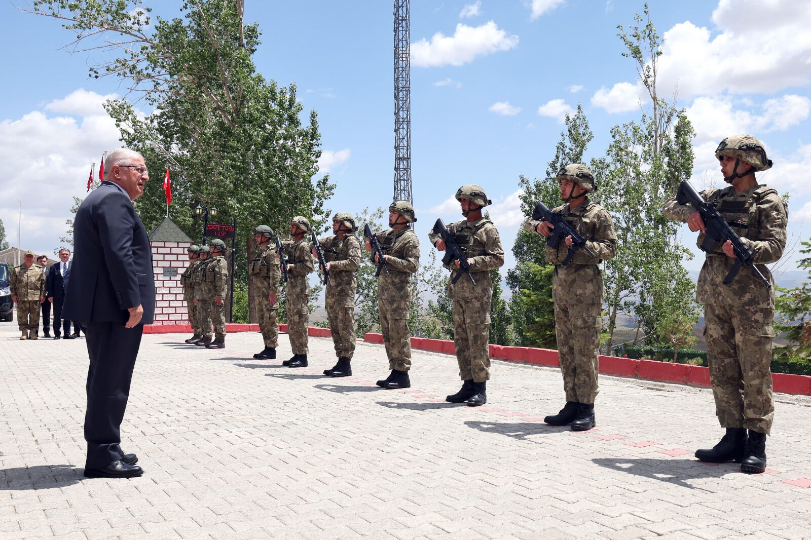 Milli Savunma Bakanı Güler, İran sınırında! - 2. Resim