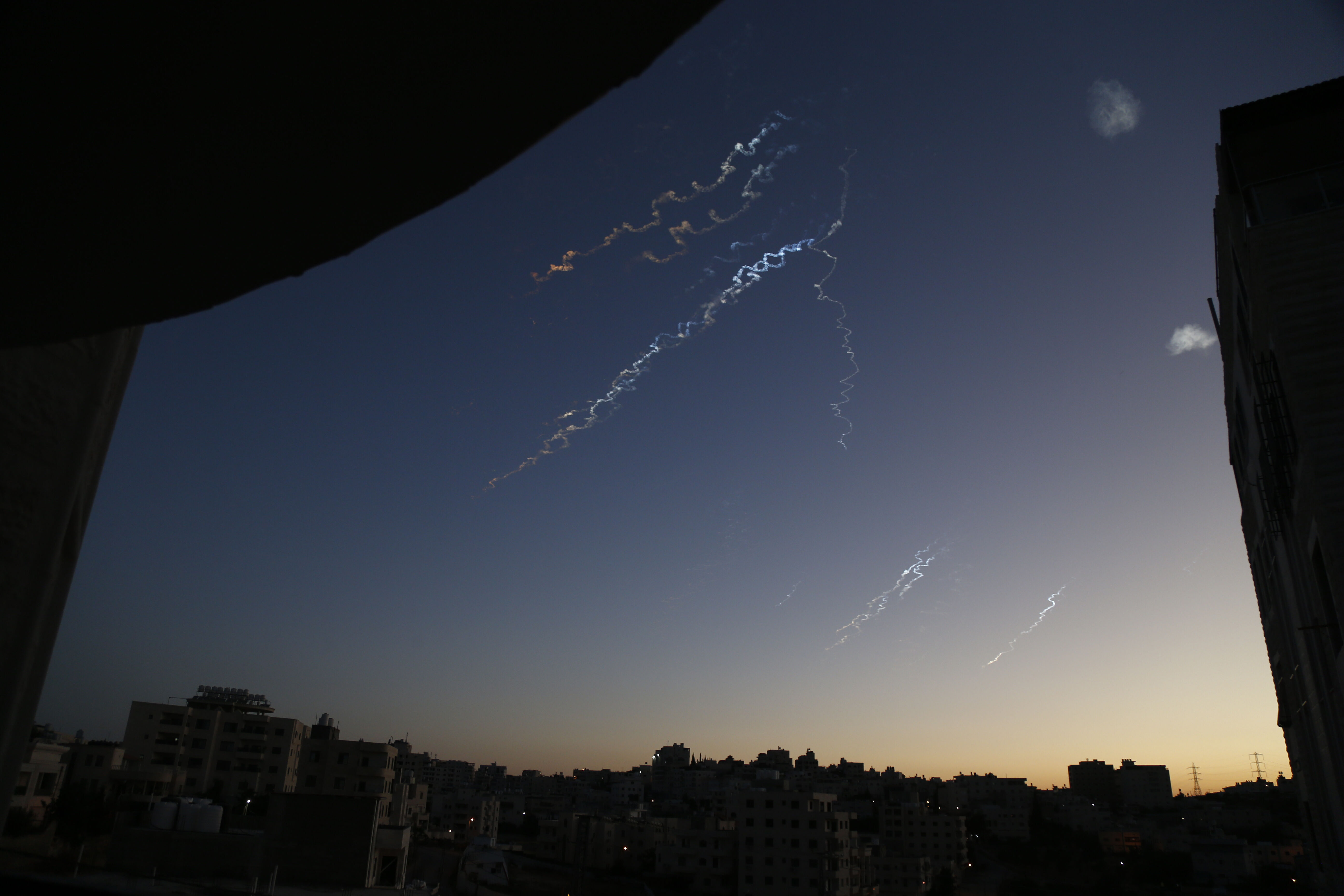 Orta Doğu'yu kana bulayan Netanyahu, 33 yıldır aynı şeyi iddia ediyor! - 1. Resim