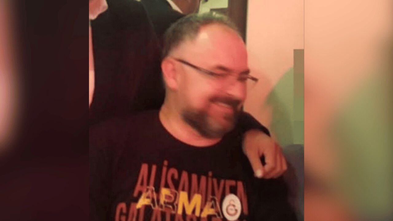 Türkiye Gazetesi'nin haberi futbol dünyasını sarstı! İstifalarını verdiler Türkiye Gazetesi'nin haberi futbol dünyasını sarstı! Bu mesajların gereğini yapın! - 3. Resim