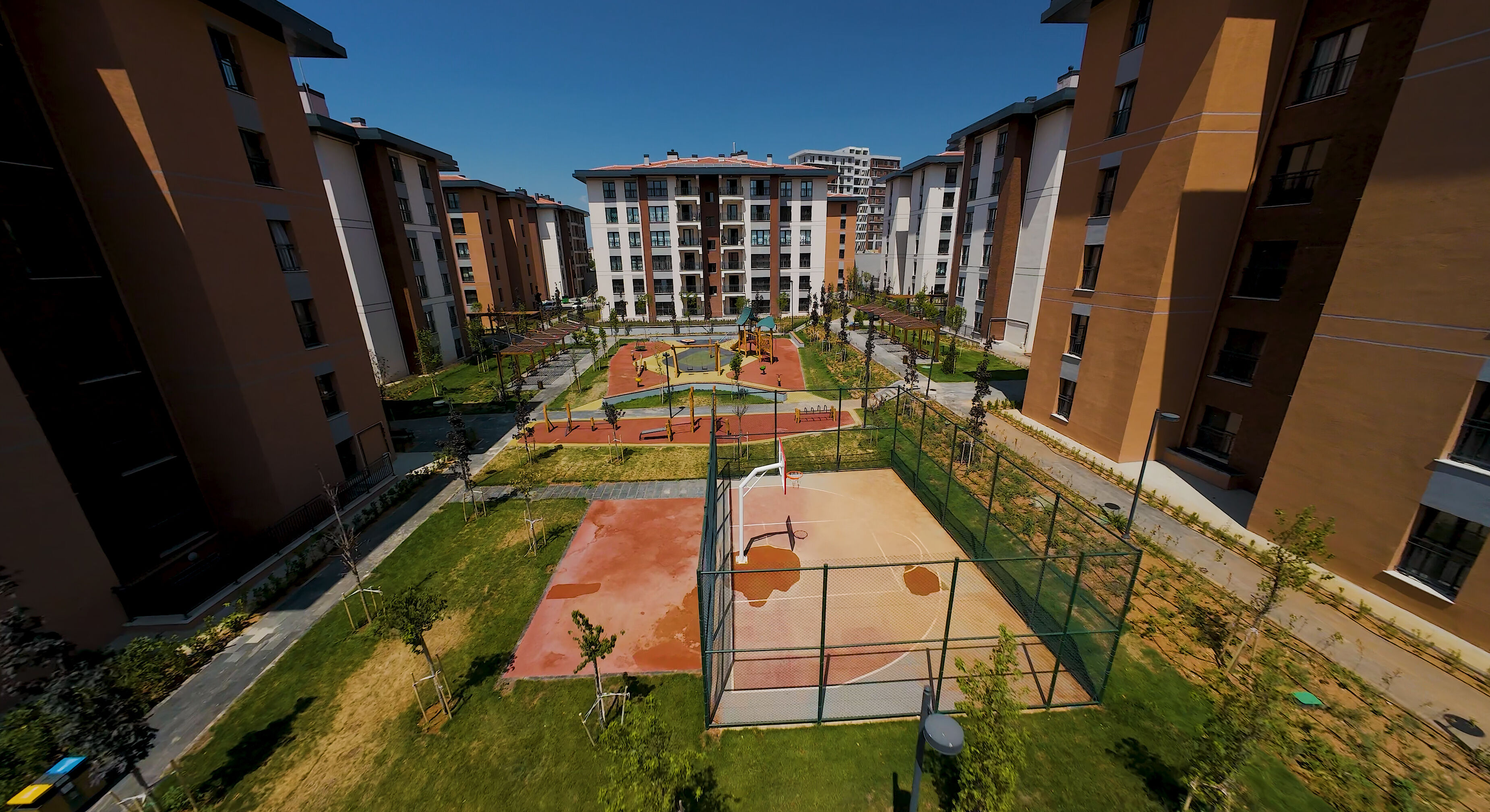 250 bininci deprem konutu teslim edildi! Cumhurbaşkanı Erdoğan'dan Azerbaycan lideri Aliyev'e özel teşekkür - 4. Resim