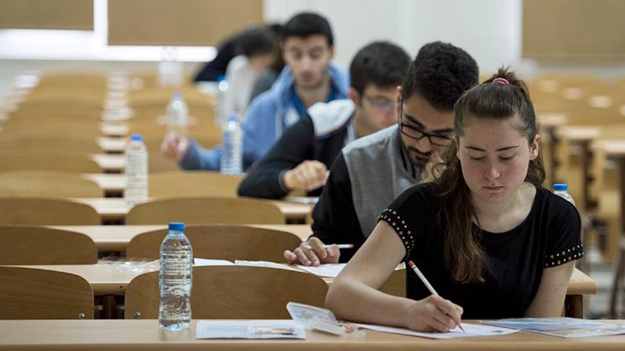4,5 milyondan fazla kitapçık yola çıkıyor! YKS hafta sonu yapılacak 4,5 milyondan fazla kitapçık yola çıkıyor! YKS hafta sonu yapılacak