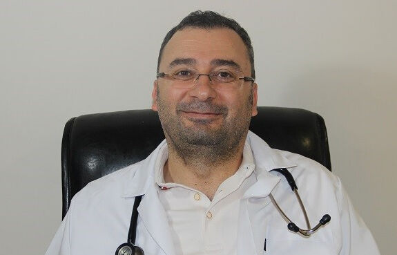 Beyin tümörüne yenildi! Bir kent Doktor Orhan Kırbıyık'ın vefatına ağladı - 3. Resim