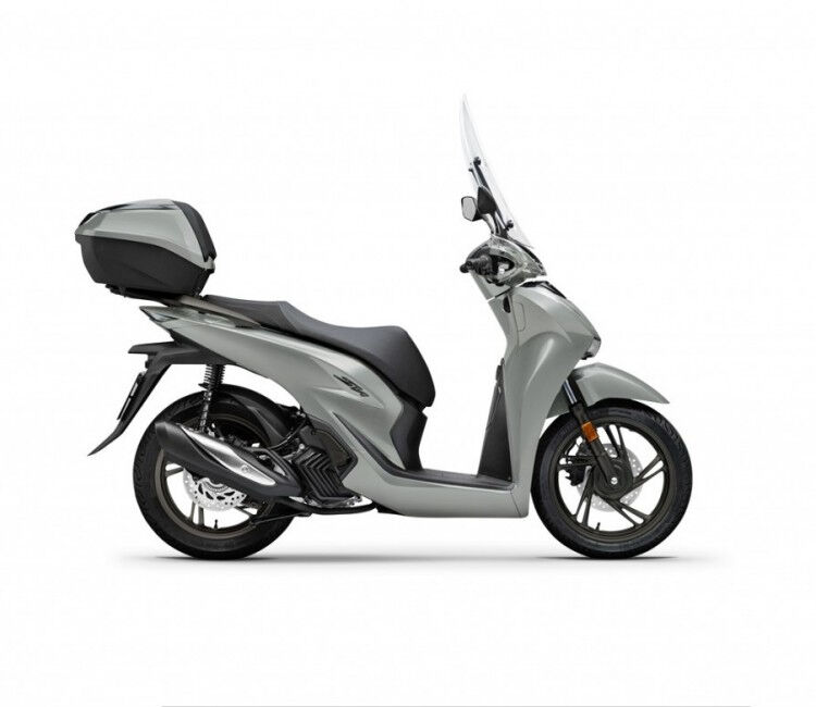 Çin yine tasarım kopyaladı: Honda’nın en popüler scooter modeli klonlandı Çin yine tasarım kopyaladı: Honda’nın en popüler scooter modeli klonlandı - 2. Resim