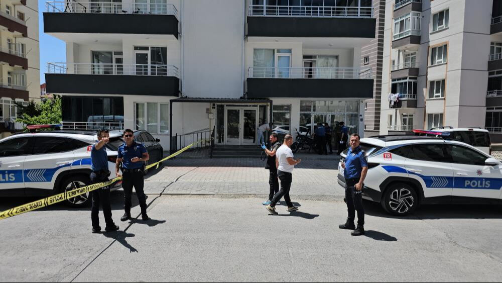 Çocukların kavgasına aileler de karıştı! 6 kişi yaralandı Çocukların kavgasına aileler de karıştı! 6 kişi yaralandı - 1. Resim