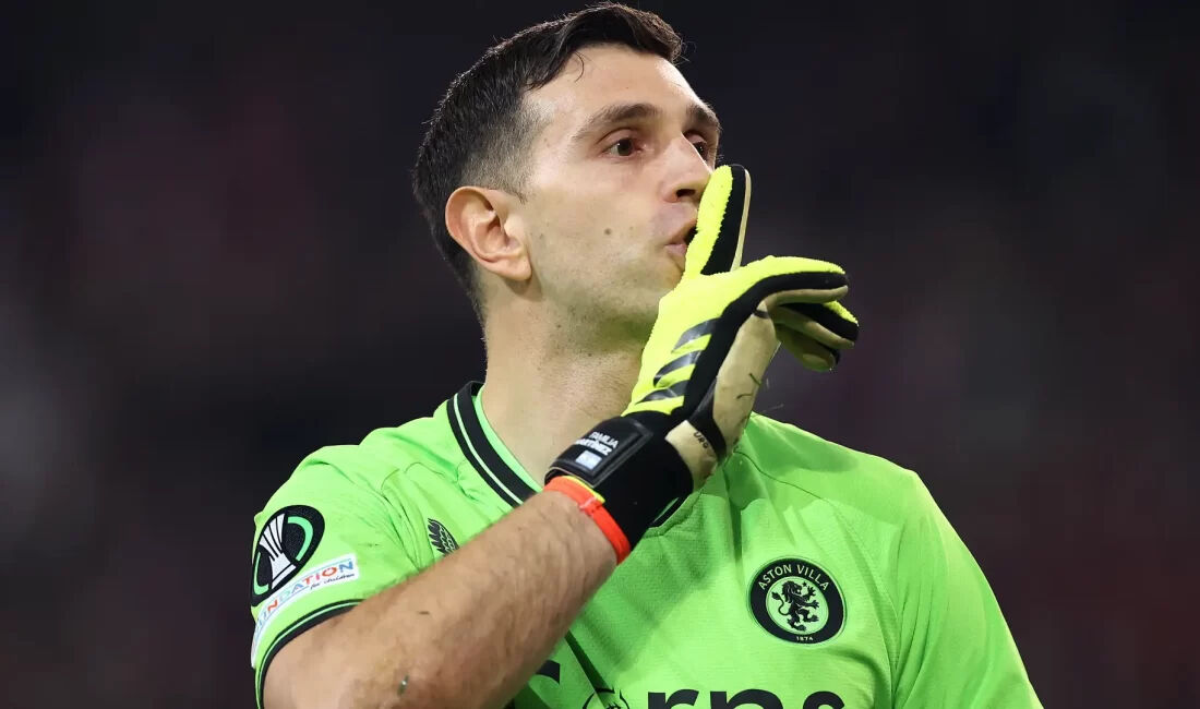 Emiliano Martinez, Manchester United yolunda! Galatasaray da devredeydi - 1. Resim