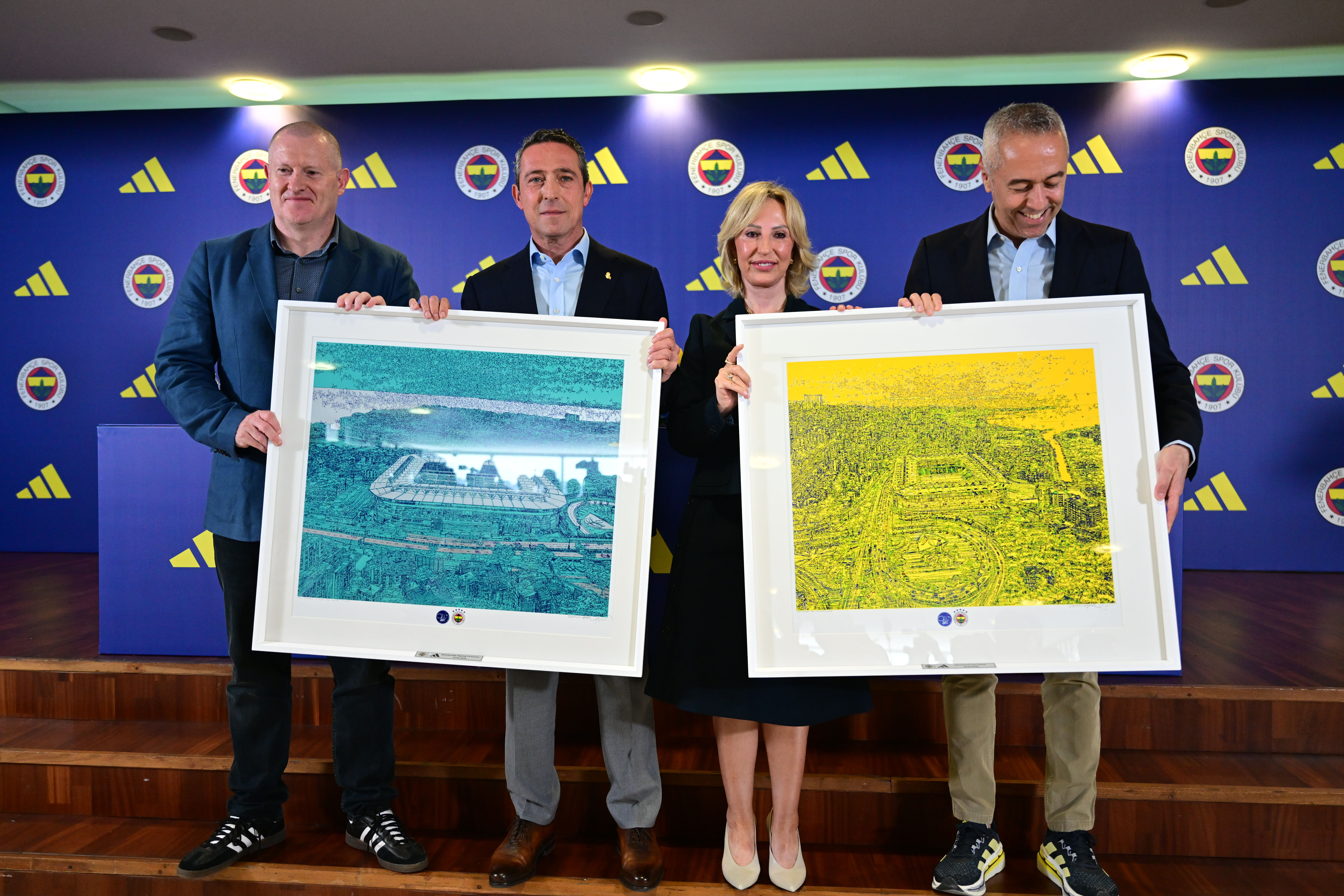 Fenerbahçe'de imzalar atıldı! Ali Koç duyurdu: Türk spor tarihinin en yüksek bütçeli anlaşması Fenerbahçe imzayı attı! Ali Koç duyurdu: Türk spor tarihinin en yüksek bütçeli anlaşması - 2. Resim