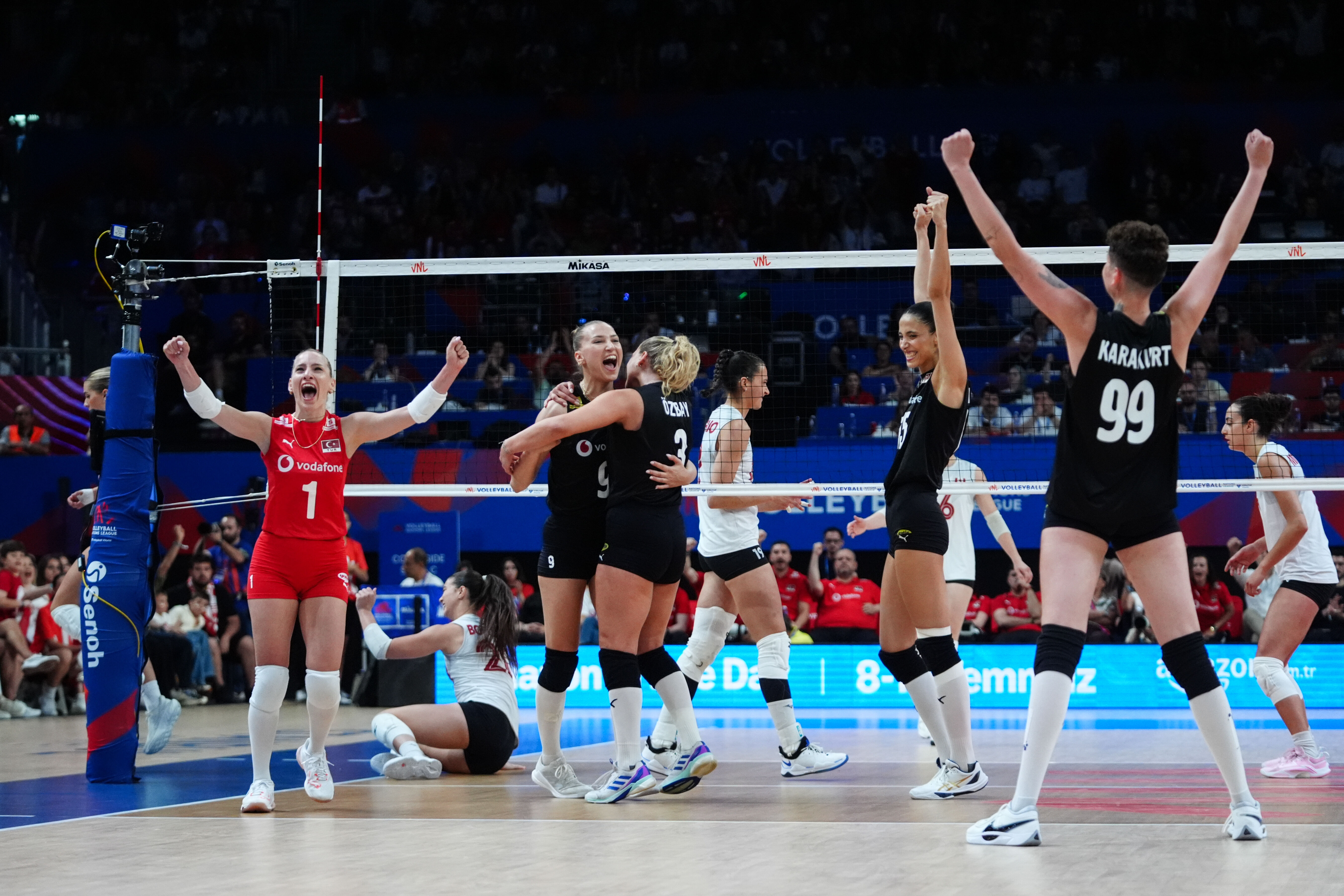 Filenin Sultanları doludizgin! Kanada'yı da set vermeden geçtik Filenin Sultanları doludizgin! Kanada'yı da set vermeden geçtik - 2. Resim