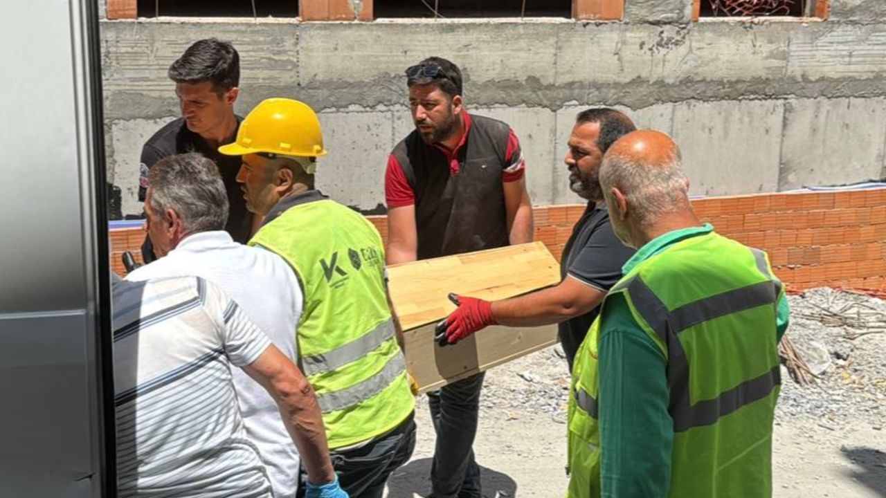 İstanbul'da vahşet! Kurşun yağdırdığı babasını öldürüp polisi aradı İstanbul'da vahşet! Kurşun yağdırdığı babasını öldürüp polisi aradı