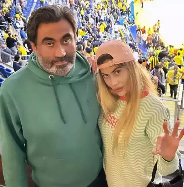 Kalp krizi geçirmişti! Nihal Candan’ın babası Hakan Candan’dan bir kötü haber daha geldi Kalp krizi geçirmişti! Nihal Candan’ın babası Hakan Candan’dan bir kötü haber daha geldi - 1. Resim