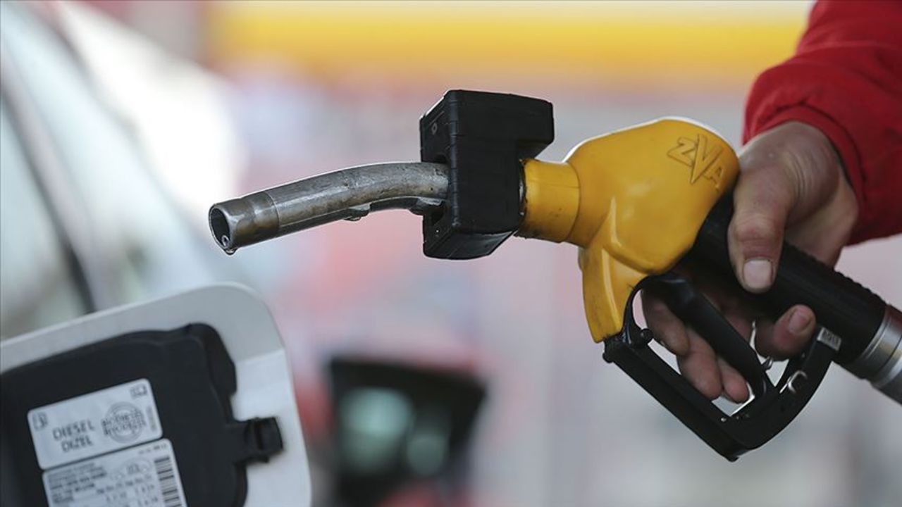 Mazota zam var mı, benzine zam geldi mi? Akaryakıt fiyatları 19 Haziran Mazota zam var mı, benzine zam geldi mi? Akaryakıt fiyatları 19 Haziran
