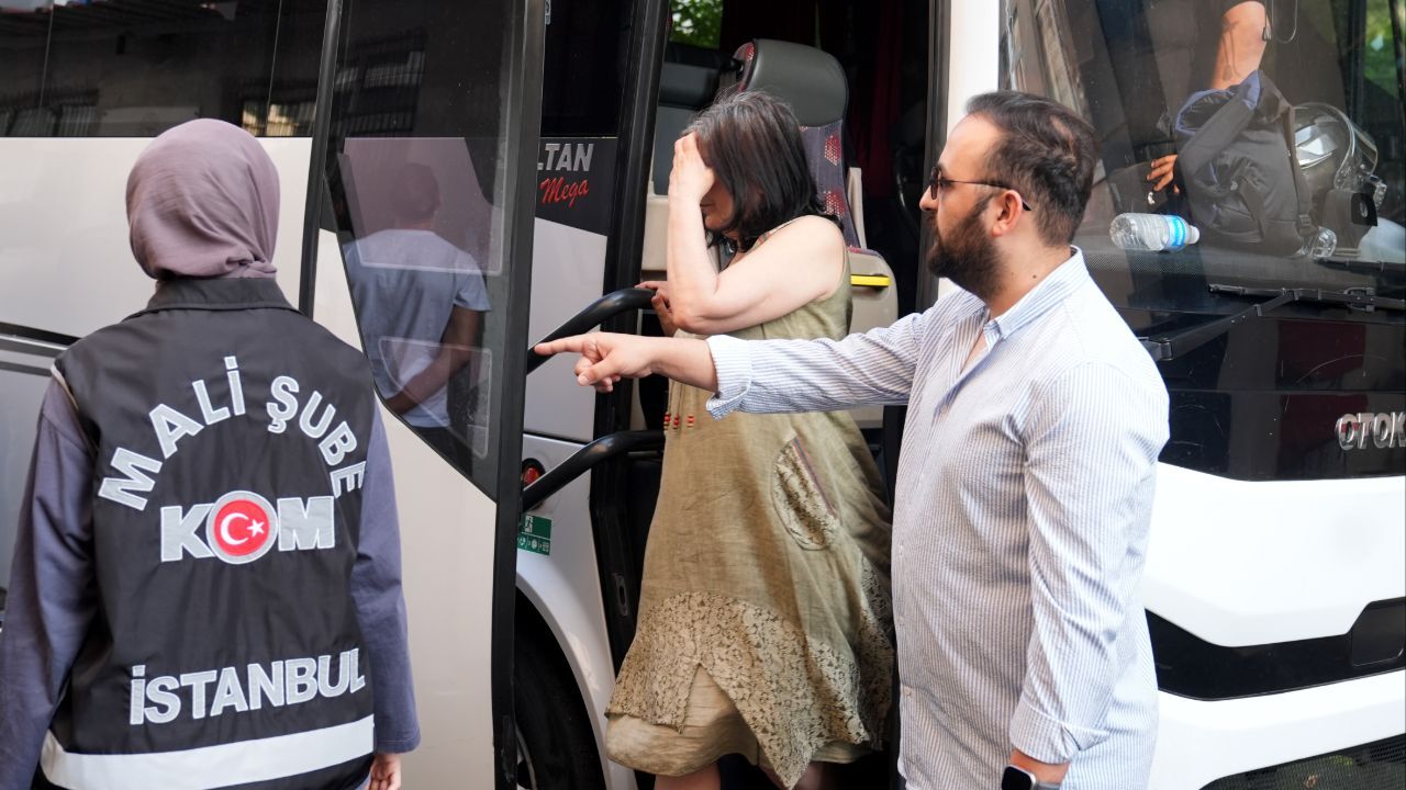 Devlet hastanelerinde ameliyatları öne çekiyorlardı! Bıçak parası alan doktorlar adliyeye sevk edildi Devlet hastanelerinde ameliyatları öne çekiyorlardı! Bıçak parası alan doktorlar adliyeye sevk edildi