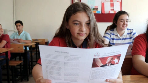 Karne dağıtım saati 20 Haziran: Bugün karneler saat kaçta verilecek? Karne dağıtım saati 20 Haziran: Bugün karneler saat kaçta verilecek? - 2. Resim