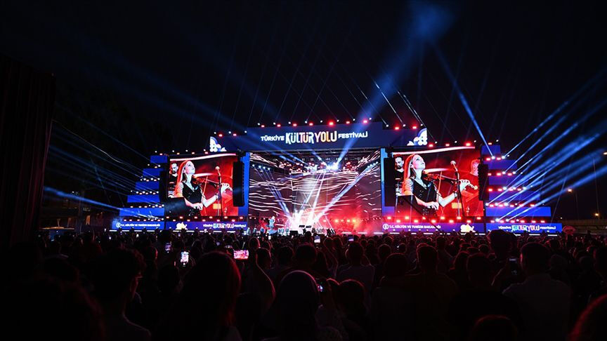 Kültür Yolu'nun yeni durağı Samsun! Bakan Ersoy'dan festival mesajı Kültür Yolu'nun yeni durağı Samsun! Bakan Ersoy'dan festival mesajı - 4. Resim