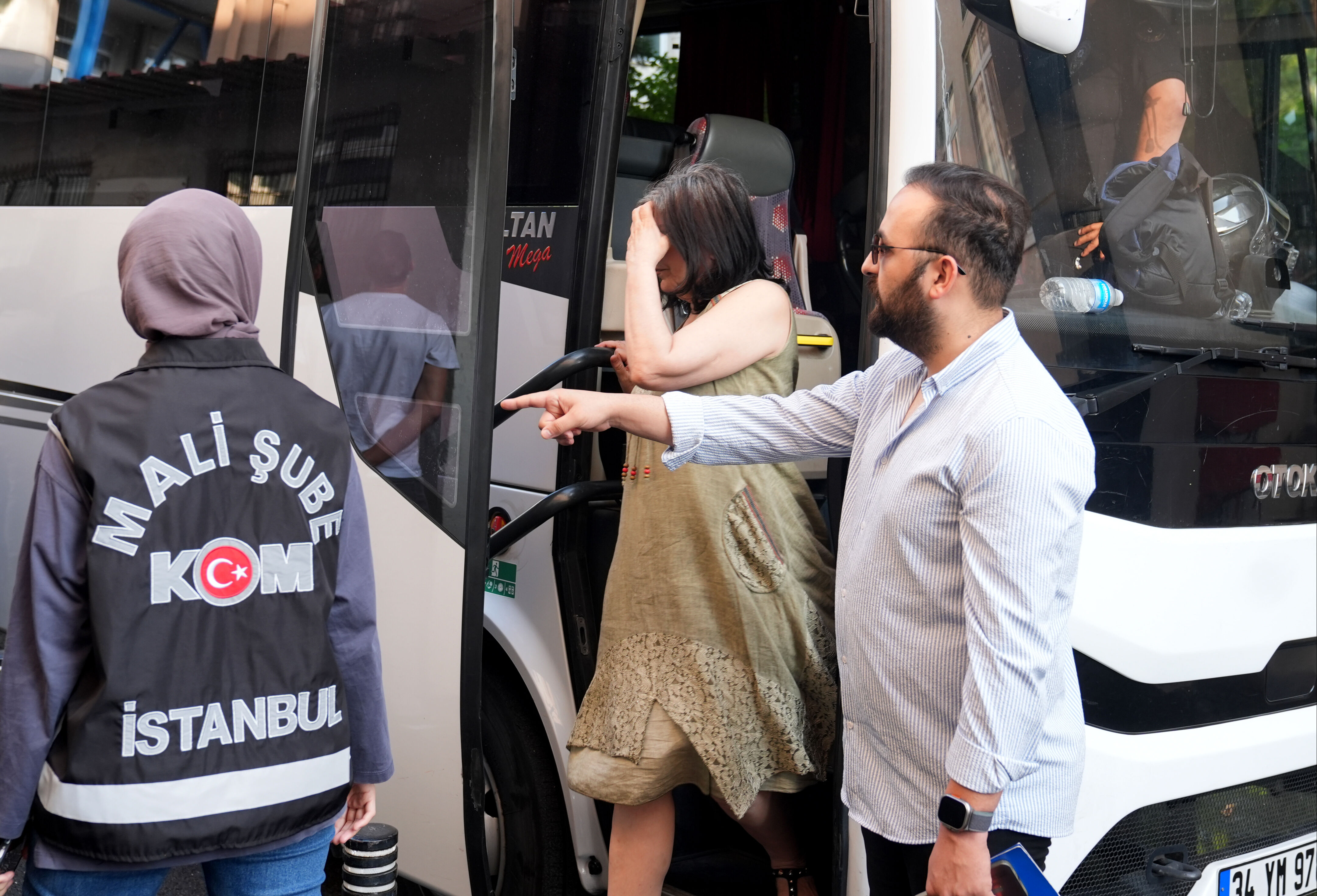 'Parayı veren, ameliyat olur': Hastanedeki 'bıçak parası' skandalında yeni detaylar! 'Parayı veren, ameliyat olur': Hastanedeki 'bıçak parası' skandalında yeni detaylar! - 3. Resim