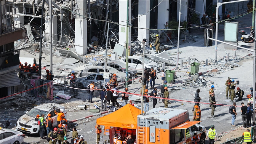 Savaş mı Tiyatro mu? İsrail İran Savaşına Kurtlar Vadisi’nden gönderme! Savaş mı Tiyatro mu? İsrail İran Savaşına Kurtlar Vadisi’nden gönderme! - 2. Resim