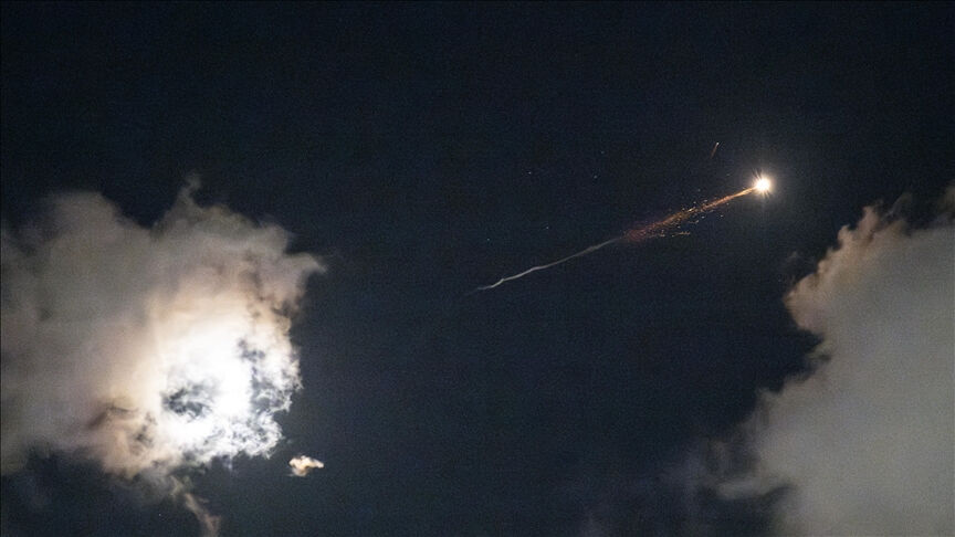 Uzun bir savaşa hazır olun! "Zor günler bizi bekliyor" diyerek duyurdu Uzun bir savaşa hazır olun! "Zor günler bizi bekliyor" diyerek duyurdu - 1. Resim