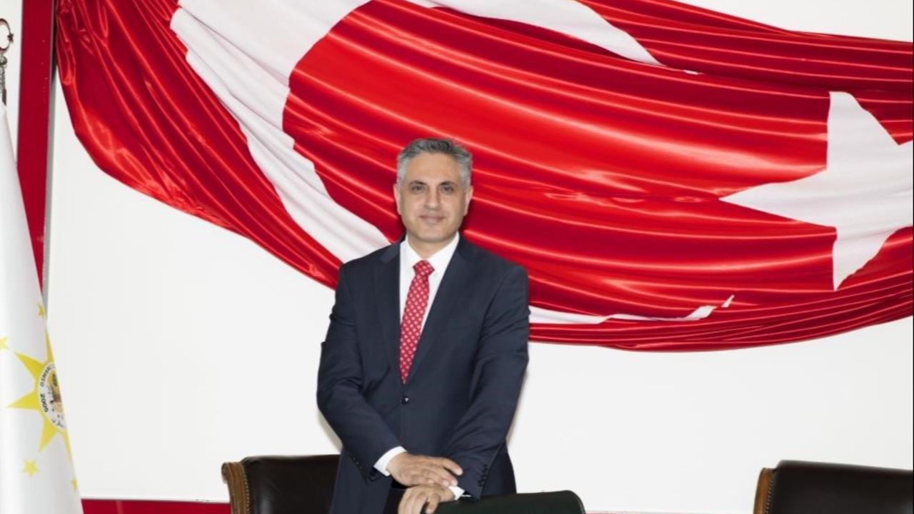 Kadir Canpolat kimdir, hangi partiden? Hayatı ve biyografisi Kadir Canpolat kimdir, hangi partiden? Hayatı ve biyografisi