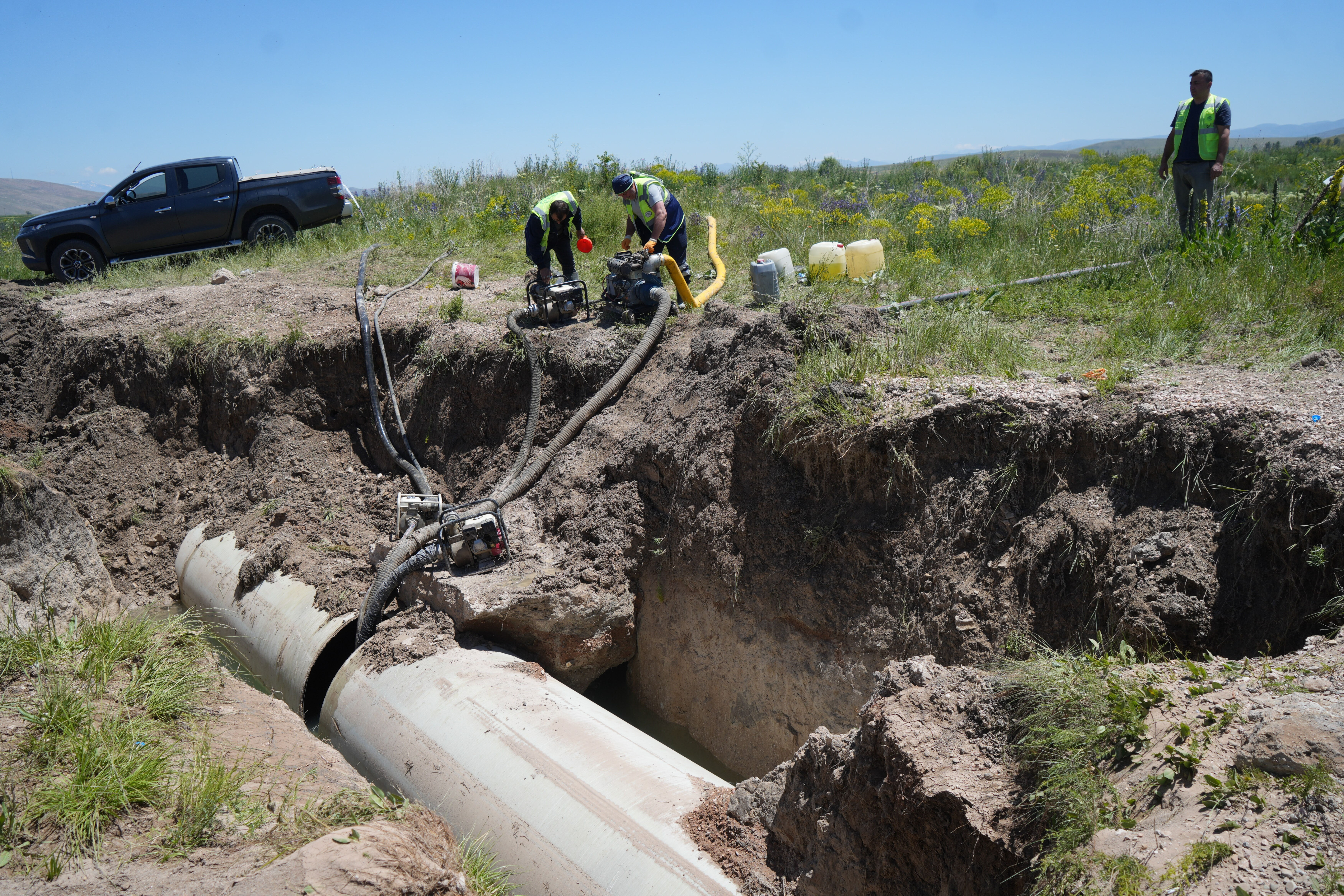 Türkiye'nin verimli arazilerinde boru krizi! Üretici 'çok' mağdur: Banka borçlarıyla ezildik Türkiye'nin verimli arazilerinde boru krizi! Üretici 'çok' mağdur: Banka borçlarıyla ezildik - 3. Resim