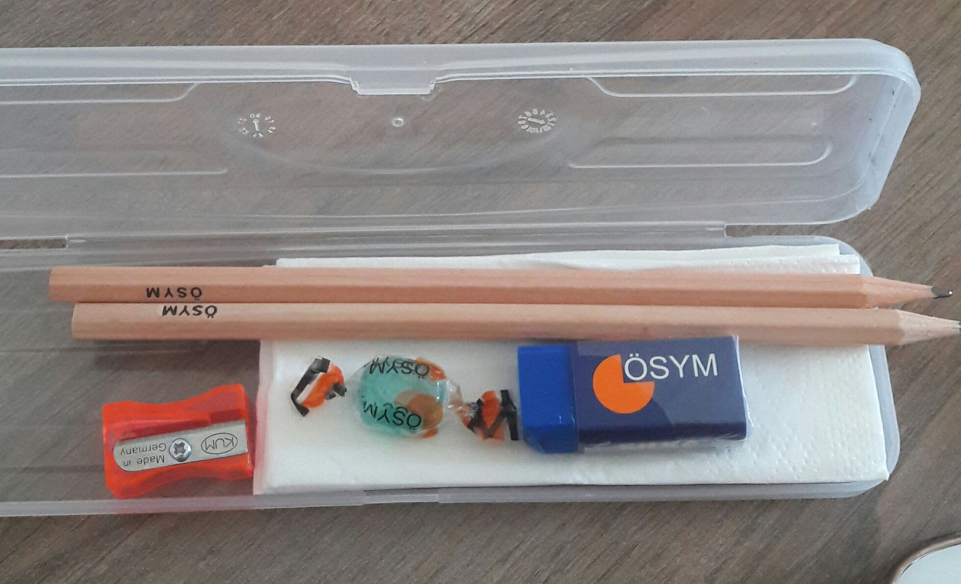 AYT’de kalem veriliyor mu? AYT-YDT sınavlarında tekrar kalem verilip verilmediği sorgulanıyor AYT’de kalem veriliyor mu? AYT-YDT sınavlarında tekrar kalem verilip verilmediği sorgulanıyor - 1. Resim