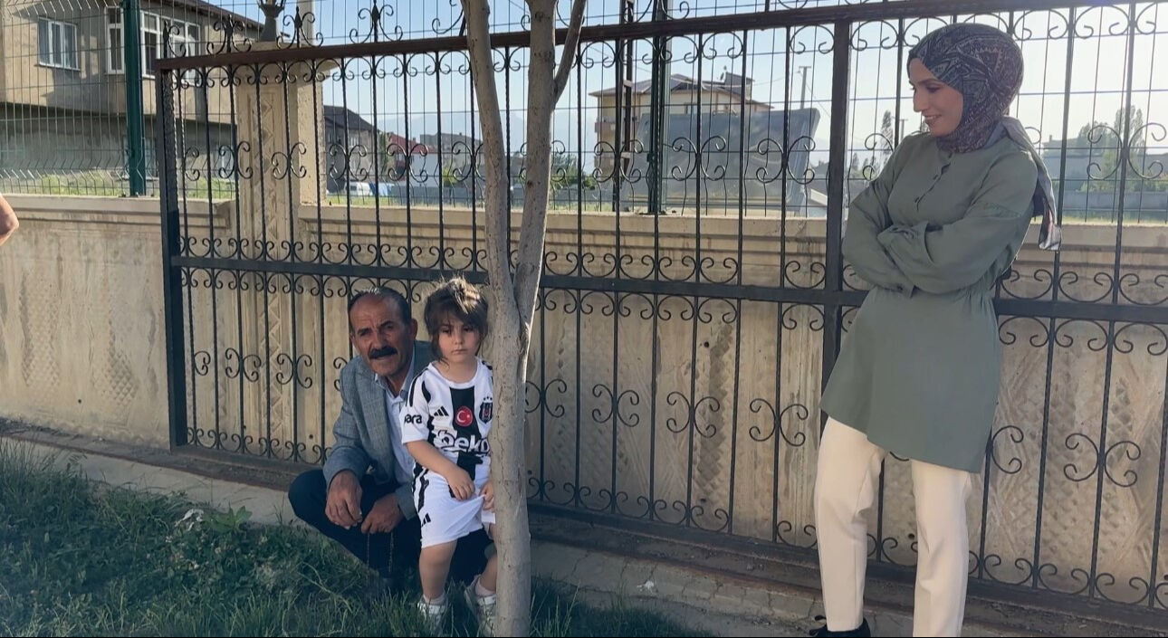 Bir ilde şaşırtan görüntüler! Okulda sınava sadece 2 öğrenci girmiş Bir ilde şaşırtan görüntüler! Okulda sınava sadece 2 öğrenci girmiş - 1. Resim