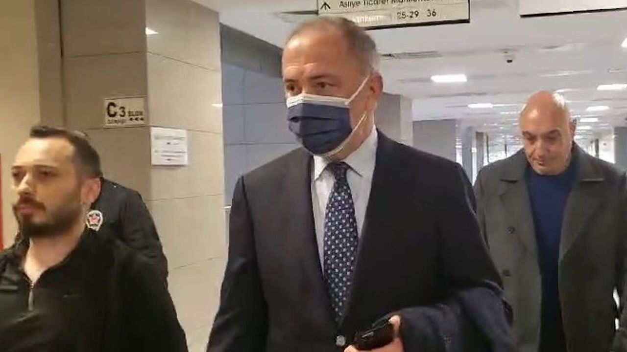 "Cumhurbaşkanına tehdit" suçundan gözaltına alınmıştı! Fatih Altaylı tutuklandı "Cumhurbaşkanına tehdit" suçundan gözaltına alınmıştı! Fatih Altaylı tutuklandı - 1. Resim