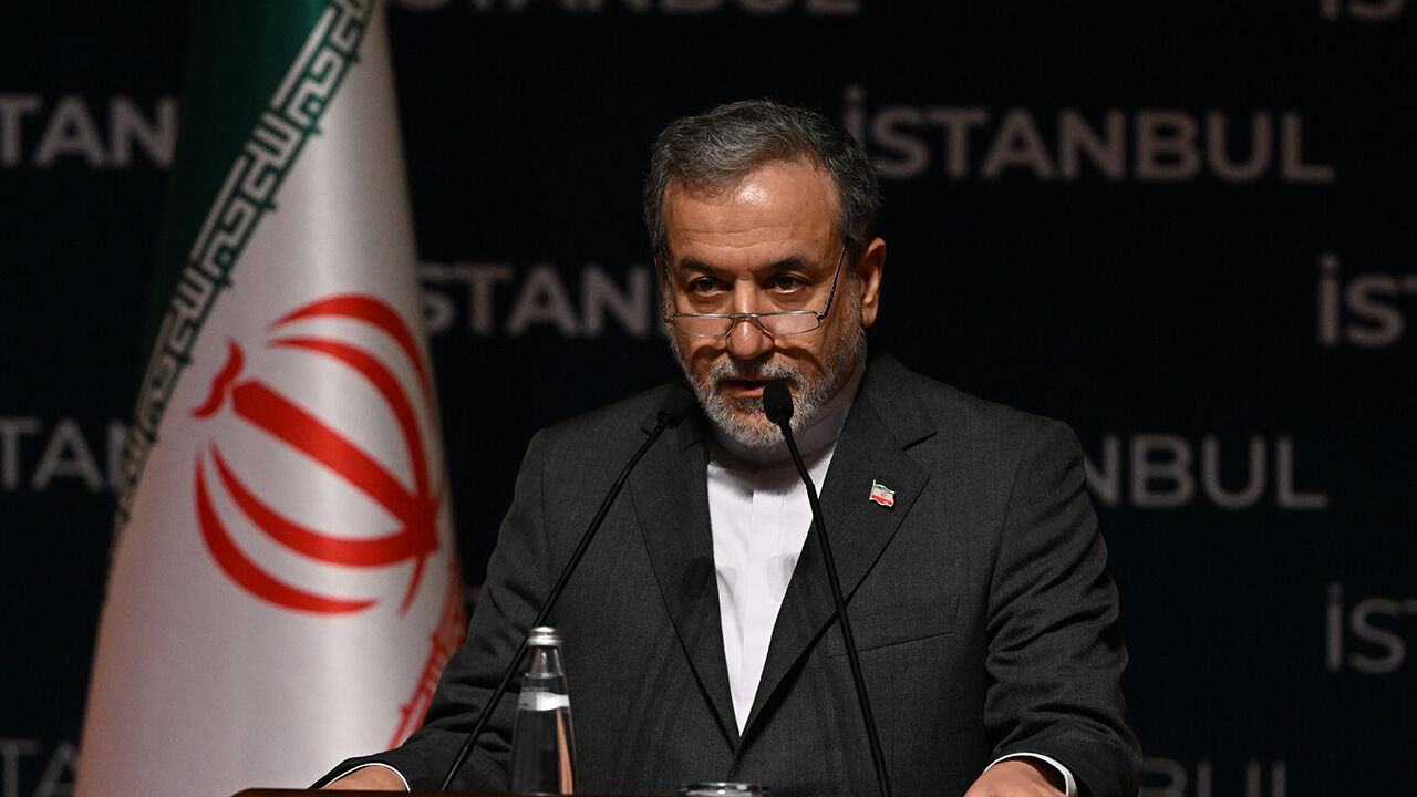 İstanbul'dan dünyaya mesajlar! İran-ABD'ye nasıl karşılık verecek? Arakçi: Önümüzde bir dizi seçenek var İstanbul'dan dünyaya mesajlar! ABD'nin saldırısı sonrası İran Dışişleri Bakanı Arakçi'den önemli açıklamalar - 3. Resim