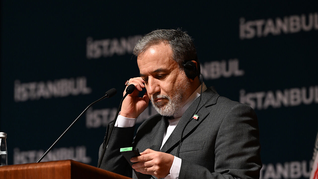 İstanbul'dan dünyaya mesajlar! İran-ABD'ye nasıl karşılık verecek? Arakçi: Önümüzde bir dizi seçenek var İran Dışişleri Bakanı Abbas Arakçi