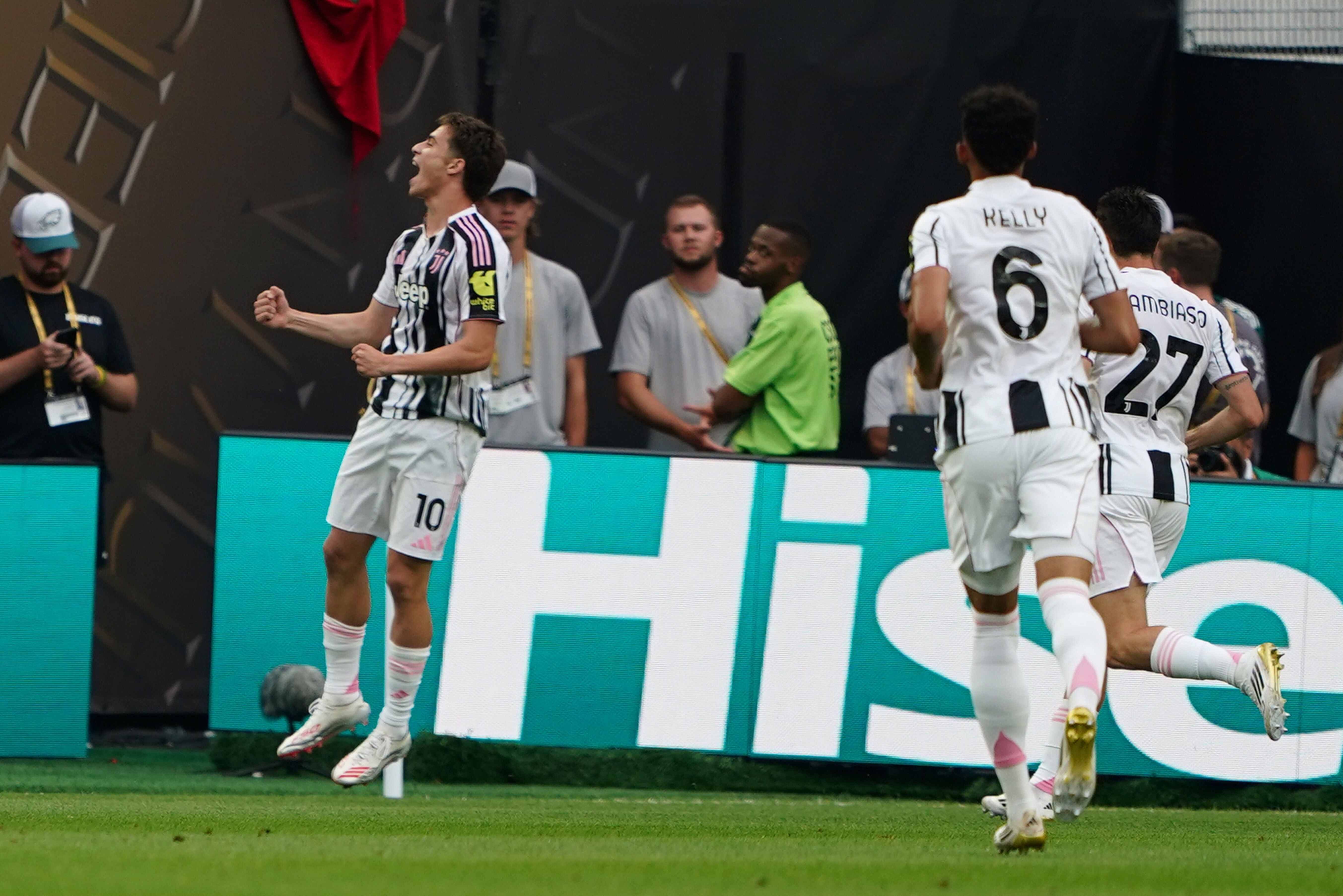 Kenan Yıldız'dan tarihi hat-trick! Juventus çeyrek finalde Kenan Yıldız'dan tarihi hat-trick! Juventus çeyrek finalde - 2. Resim