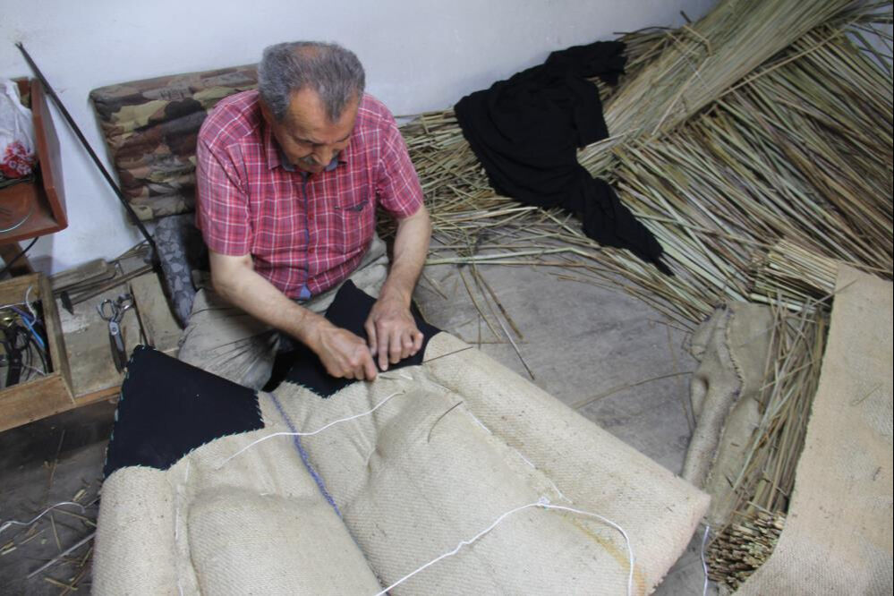 Öğretmenlikten vazgeçti, bu işi seçti! Ustası 'cumhurbaşkanı maaşı kazanıyorum' deyince başladı, 60 senedir... - 4. Resim