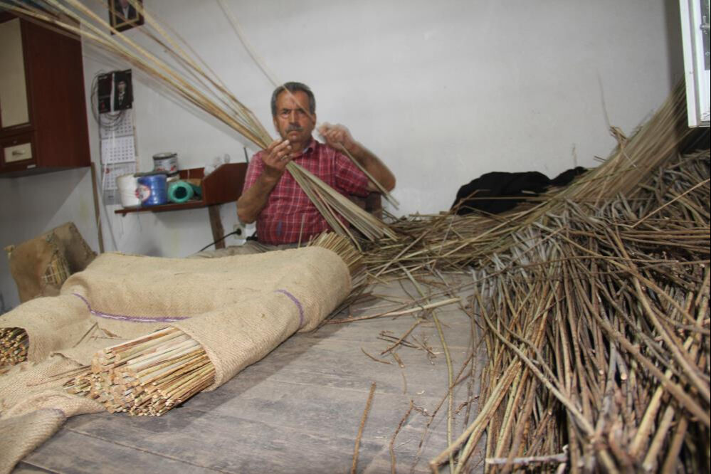 Öğretmenlikten vazgeçti, bu işi seçti! Ustası 'cumhurbaşkanı maaşı kazanıyorum' deyince başladı, 60 senedir... - 7. Resim
