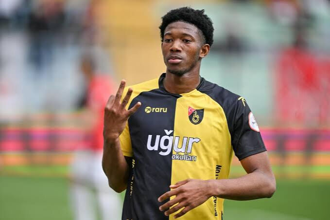 Türkiye'ye öğrenci olarak gelmişti! Şimdi Avrupa'ya rekorla bedelle transfer oluyor Türkiye'ye öğrenci olarak gelmişti! Şimdi Avrupa'ya rekorla bedelle transfer oluyor - 1. Resim