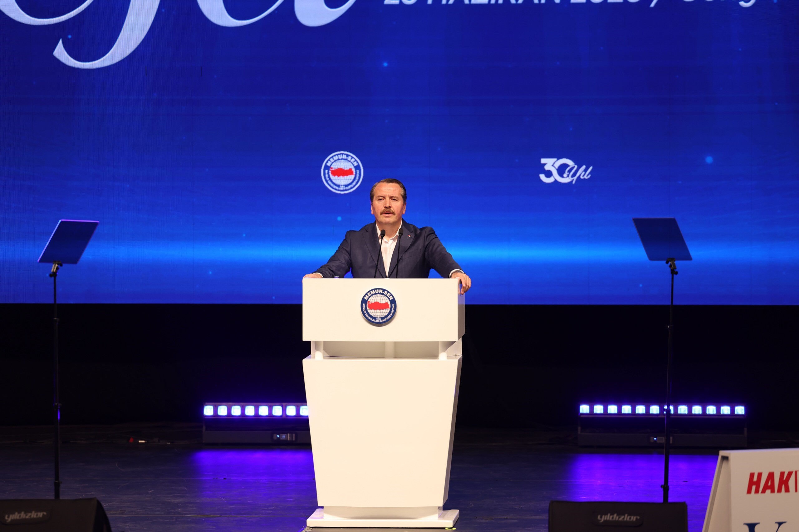 3600 ek gösterge için önemli açıklama! Memur-Sen Başkanı Yalçın toplu sözleşmeyi işaret etti - 4. Resim